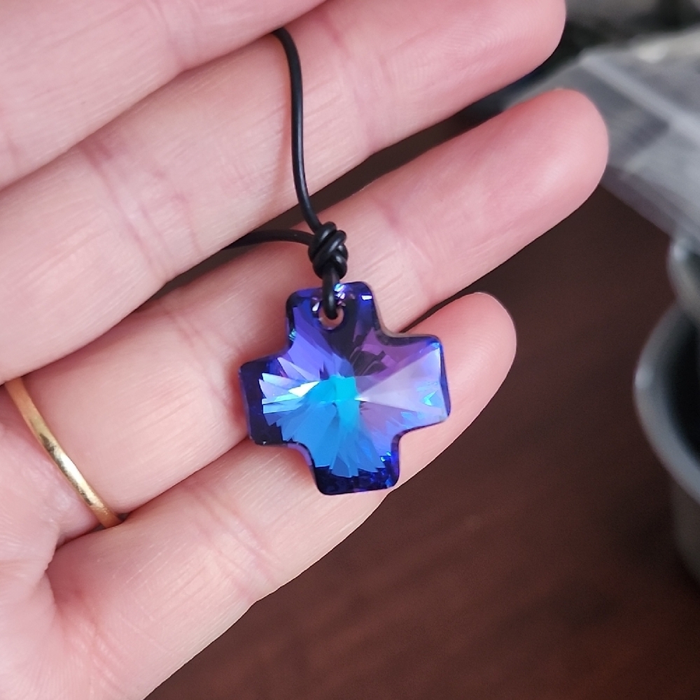 Queenberry Swarovski Crystal Elements Heliotrope … - image 2